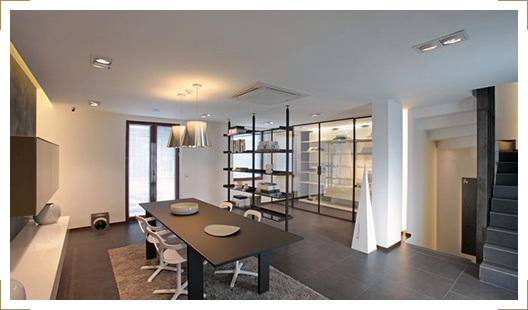 青島辦公室裝修、青島辦公室裝飾,請(qǐng)致電榮峰裝飾設(shè)計(jì)！